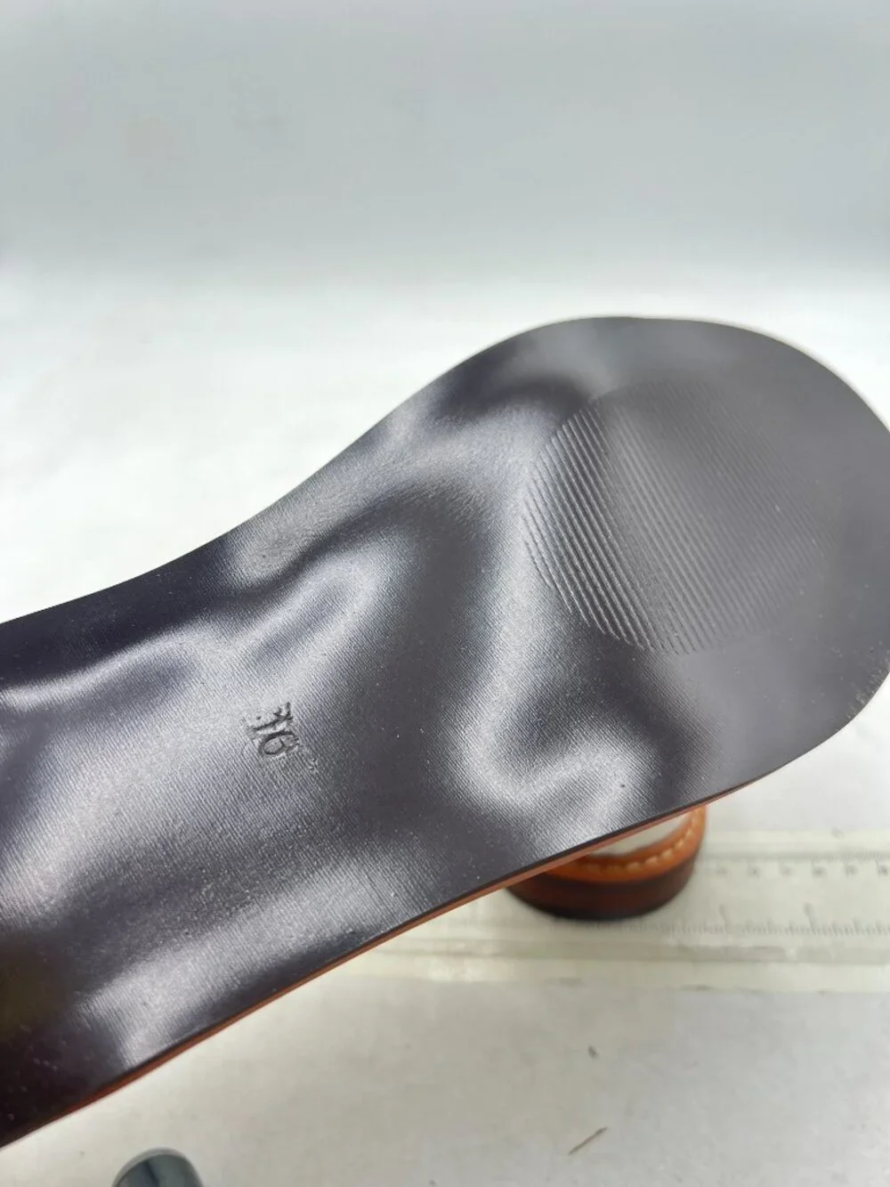 Apricot Men's Oxford Dress Shoes Round Closed Toe Lace-up Low Stacked Heel Shoes